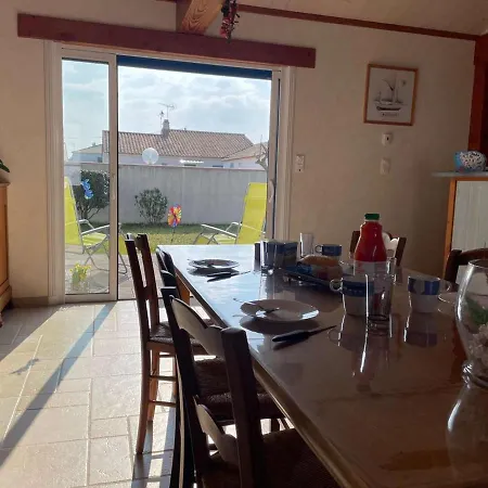 Casa de Férias Charmante Maison 4 Pers. à 200m Et Port, Terrasse, Tv, Ménage Inclus - Fr-1-224b-199 *